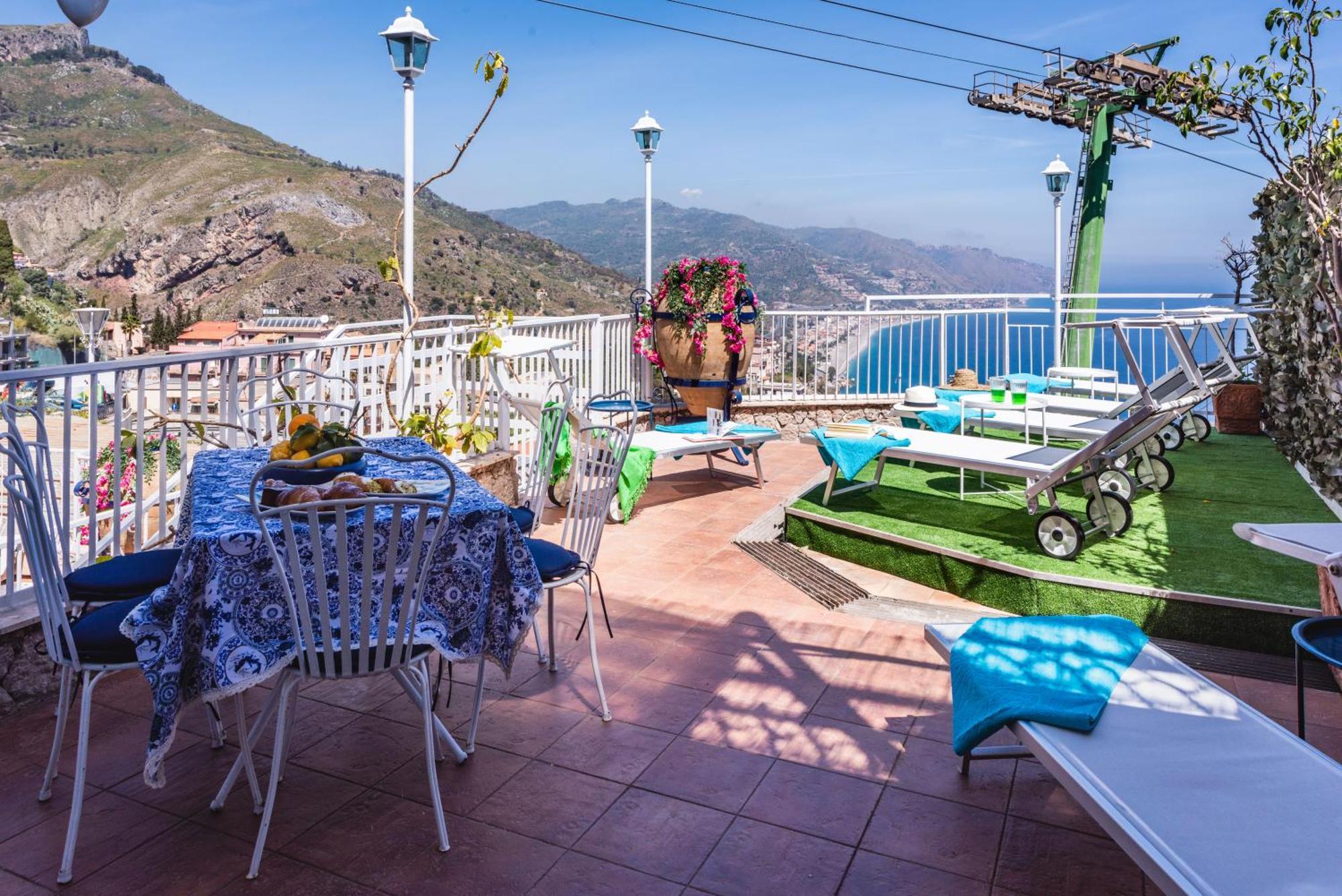 Dream View Suites Taormina Exteriör bild