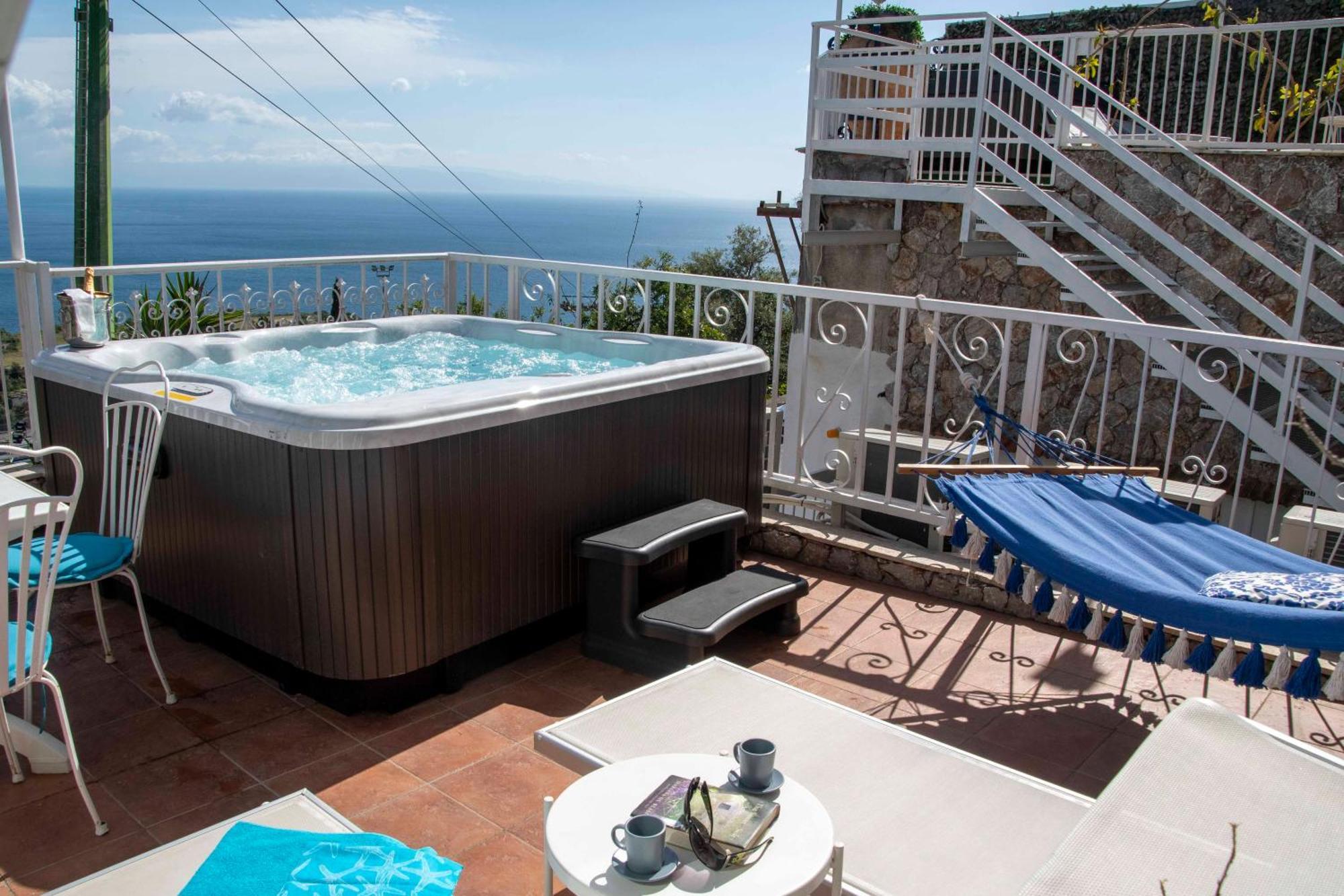Dream View Suites Taormina Exteriör bild