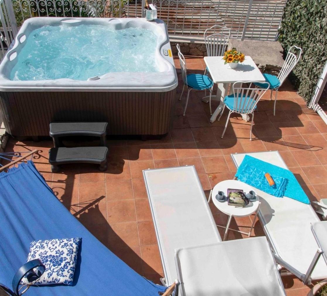 Dream View Suites Taormina Exteriör bild